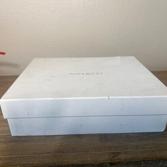 Nina Ricci Red Ankle Boots, Leather, Made in Italy, Holiday, size 40, US 9-9.5 - Picture 8 of 9